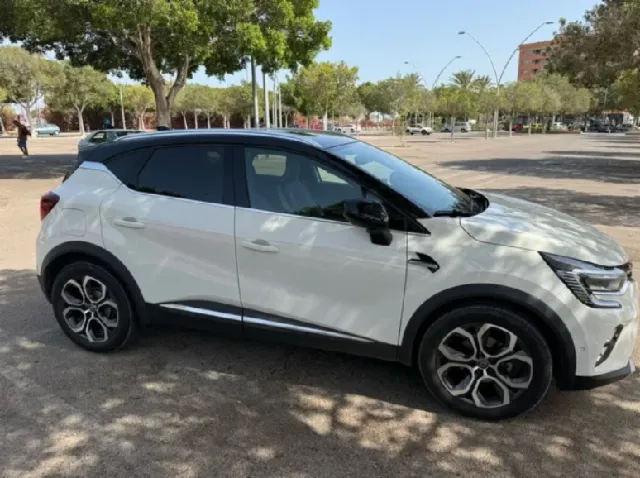 Imagen de RENAULT CAPTUR