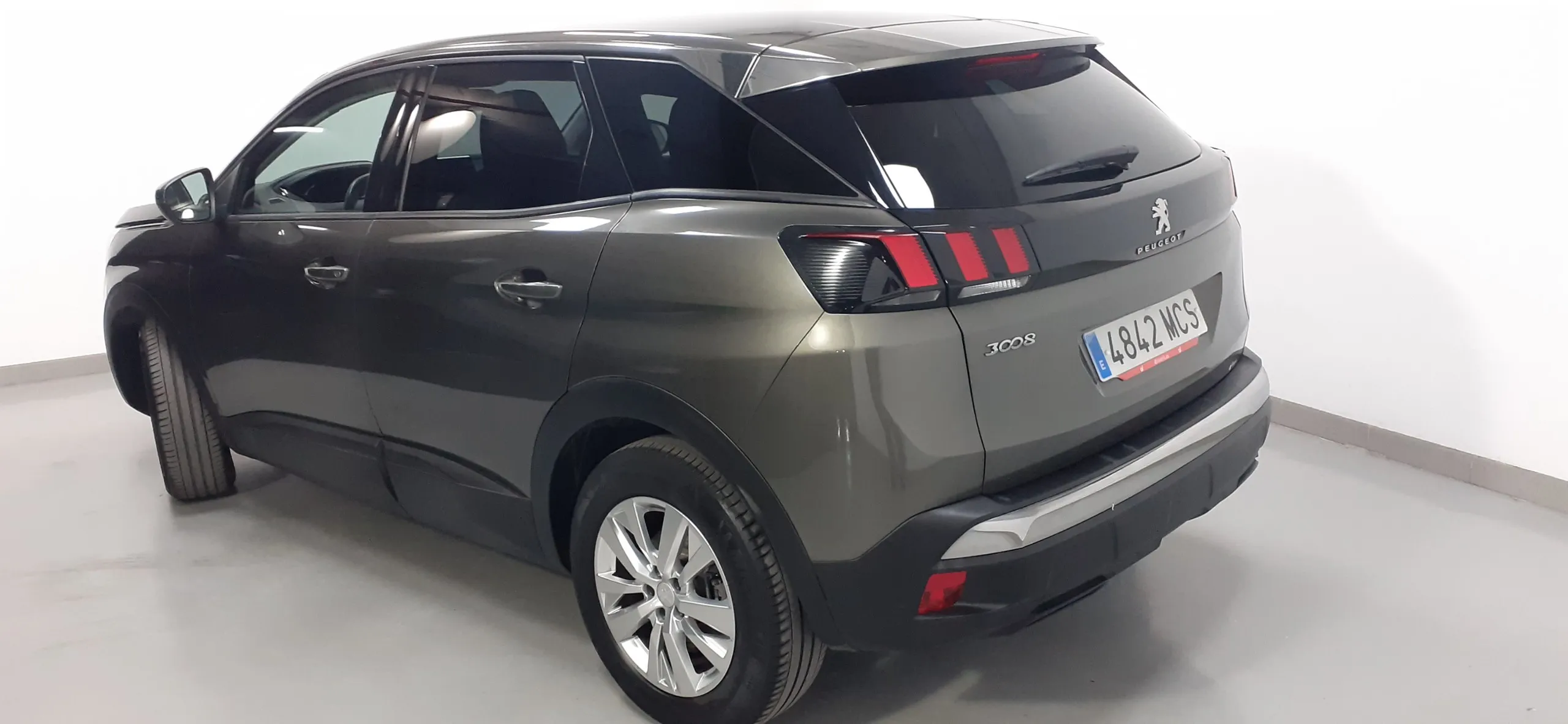 Imagen de PEUGEOT 3008