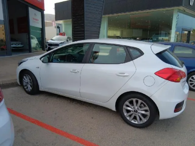 Imagen de KIA CEED