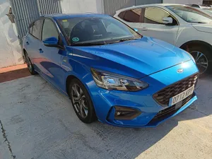   BERLINA CON PORTÓN 1.0 ECOBOOST 92KW ST-LINE 125 5P